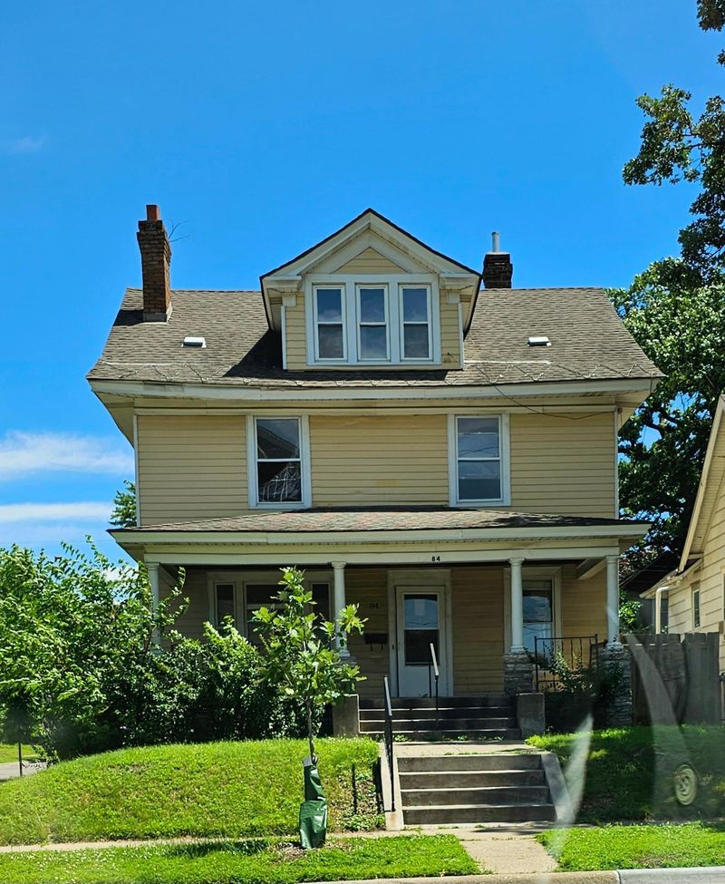 84 Cleveland Ave N, Saint Paul, MN 55104