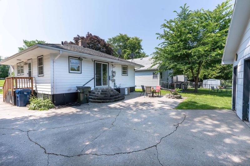 110 W Beech Ave, Fergus Falls, MN 56537