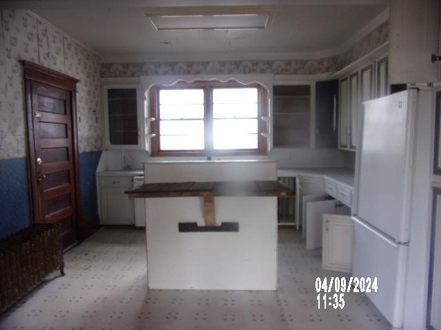 24 N Leroy Ave, Farwell, MN 56327