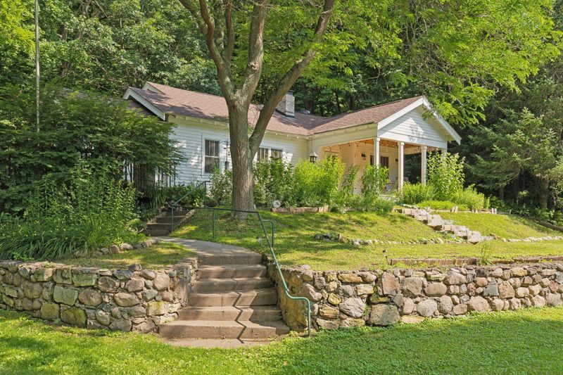 20300 Franconia Trl, Shafer, MN 55074