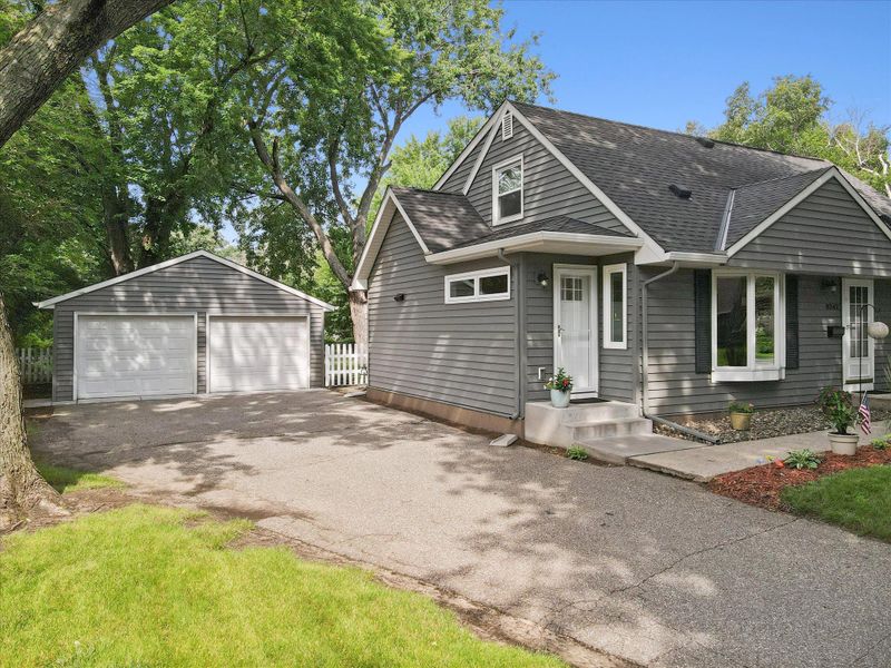 8242 Vincent Ave S, Bloomington, MN 55431