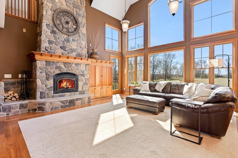 1445 Butterfly Ln, Jordan, MN 55352