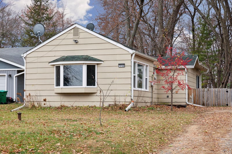 19140 E Front Blvd NE, East Bethel, MN 55092