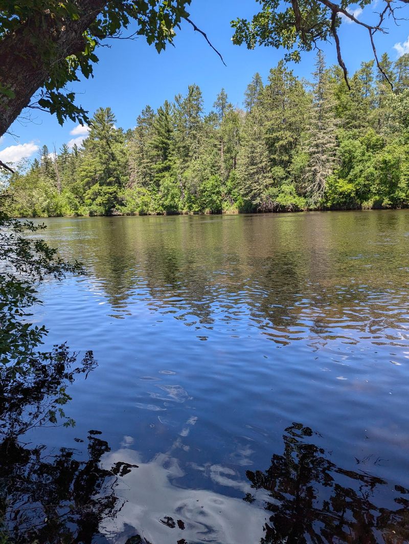 7218 Bald Eagle Ln, Rutledge, MN 55795