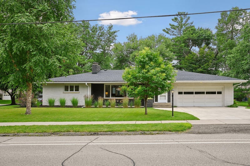 6101 Glenwood Ave, Golden Valley, MN 55422