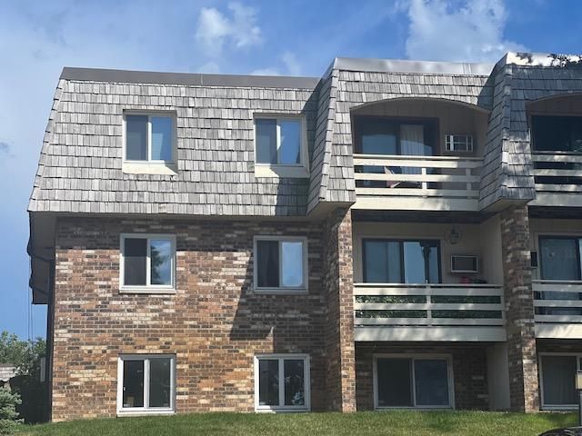 4387 Wilshire Blvd #311, Mound, MN 55364