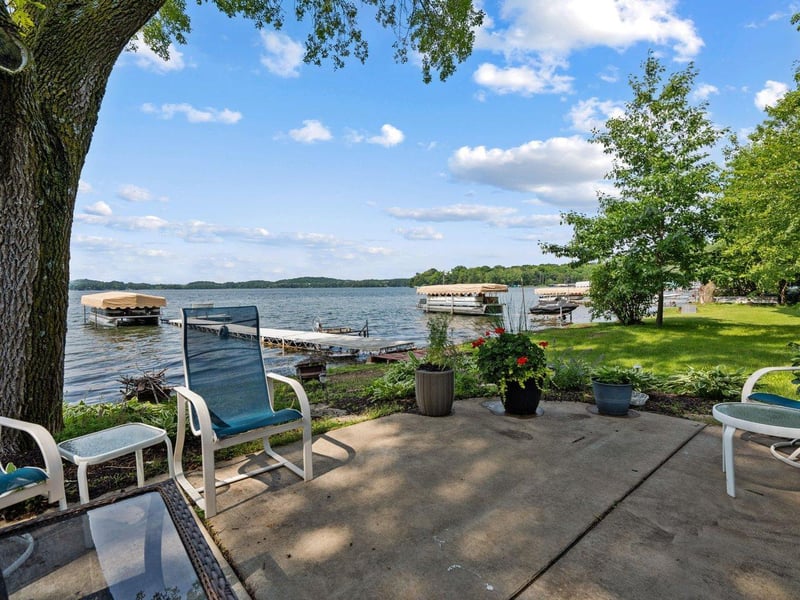21968 Woodduck Ln, Elysian, MN 56028