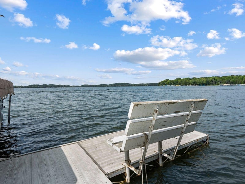 21968 Woodduck Ln, Elysian, MN 56028