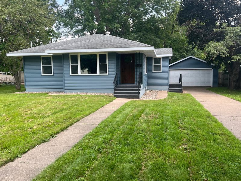 625 Aspen Ave S, Amery, WI 54001