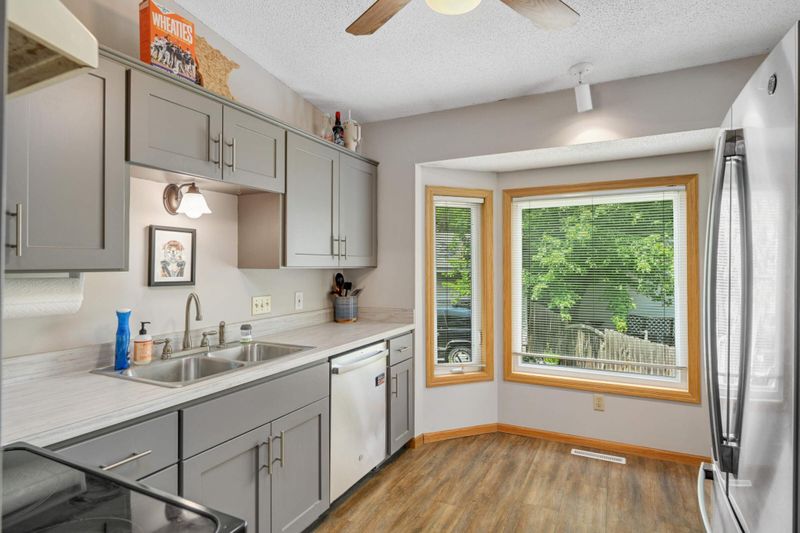 6305 113th Pl N, Champlin, MN 55316