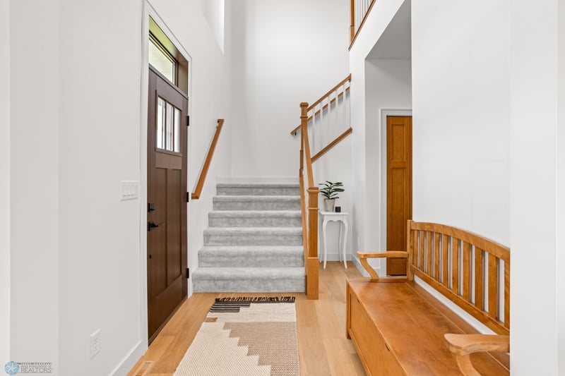 6828 2nd St NW, Moorhead, MN 56560