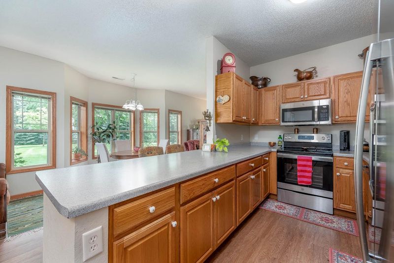 621 Dublin Ct, Mankato, MN 56001