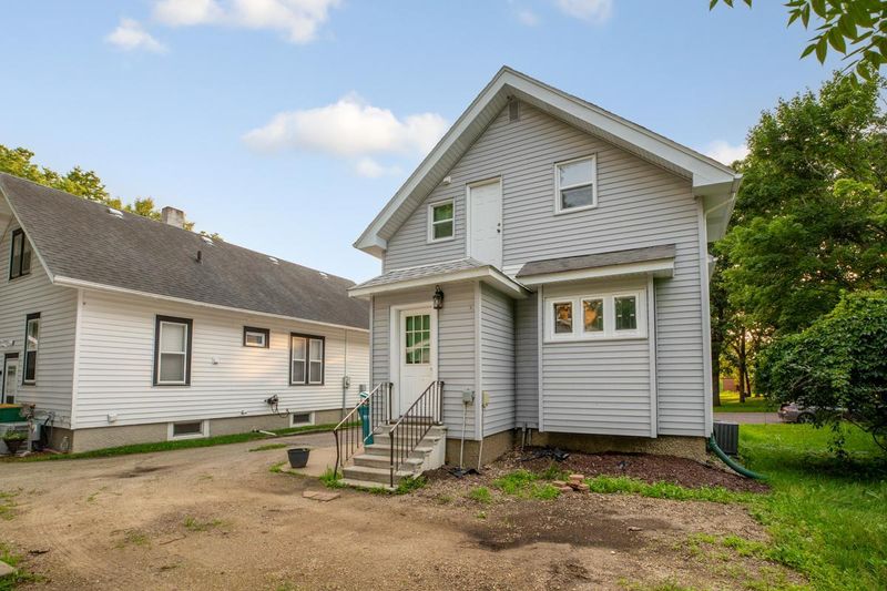410 2nd St NE, Waseca, MN 56093
