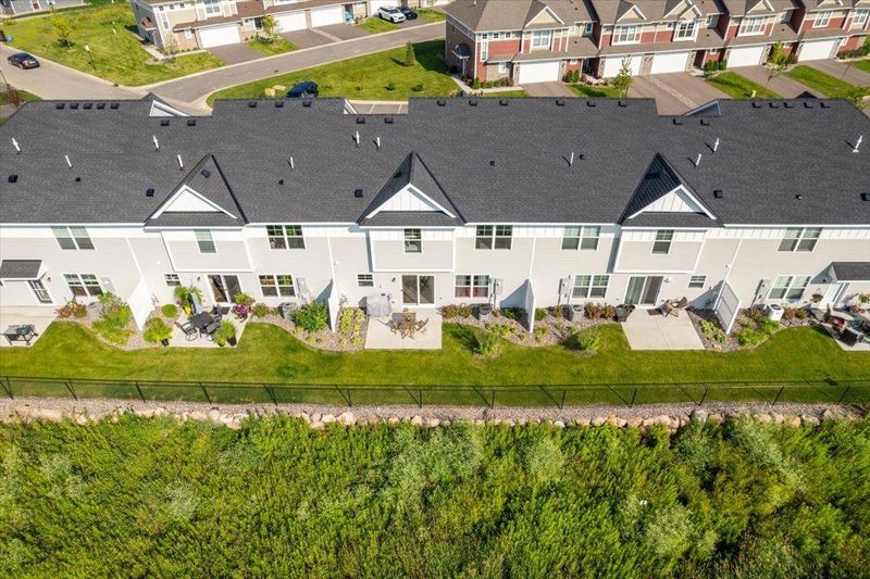 1035 Jubert Dr, Hamel, MN 55340
