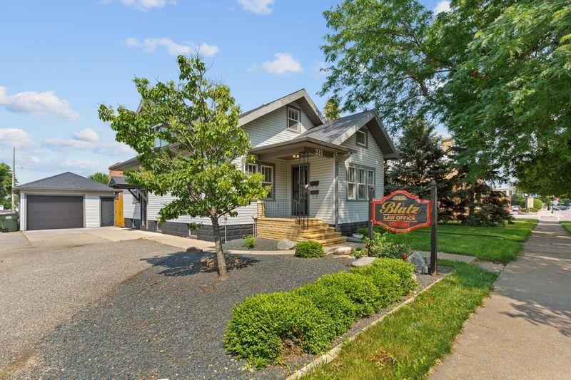 311 Grace St, Saint Peter, MN 56082