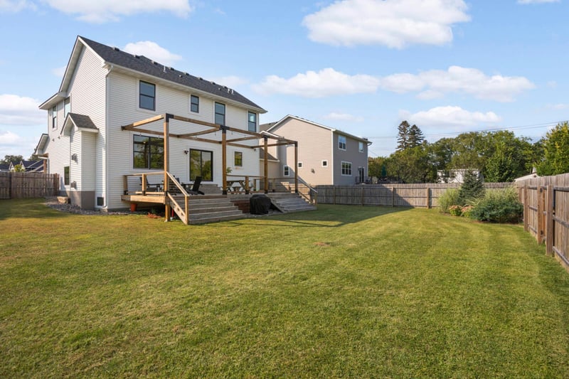 5168 Louisiana Ave N, Crystal, MN 55428