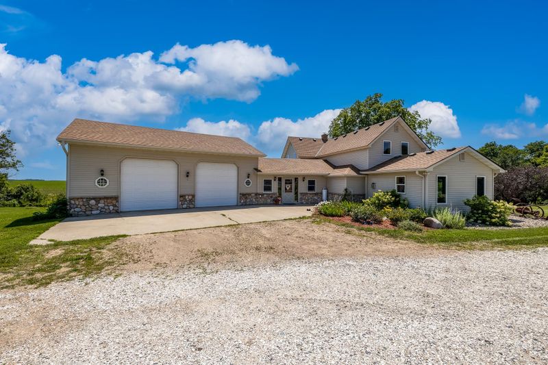 35711 261st Ave, Le Sueur, MN 56058