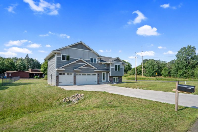 200 8th Ave Ne, Pine City, MN 55063