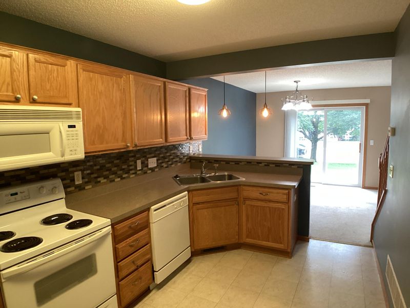 8901 Partridge Rd, Saint Bonifacius, MN 55375