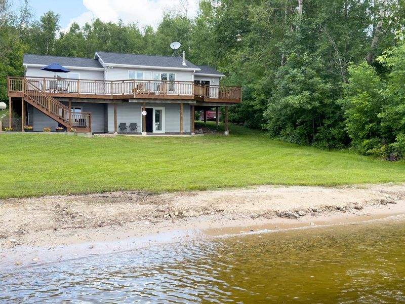 2792 Niles Bay Forest Rd, Cook, MN 55771