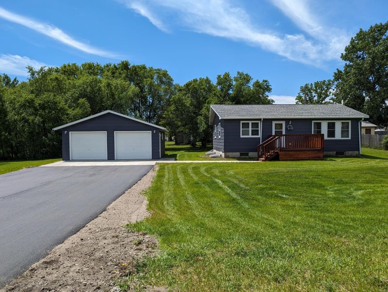 460 5th St Ne St NE, Perham, MN 56573