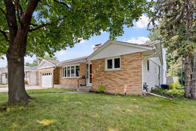 2617 W Armour Ter, Saint Anthony, MN 55418