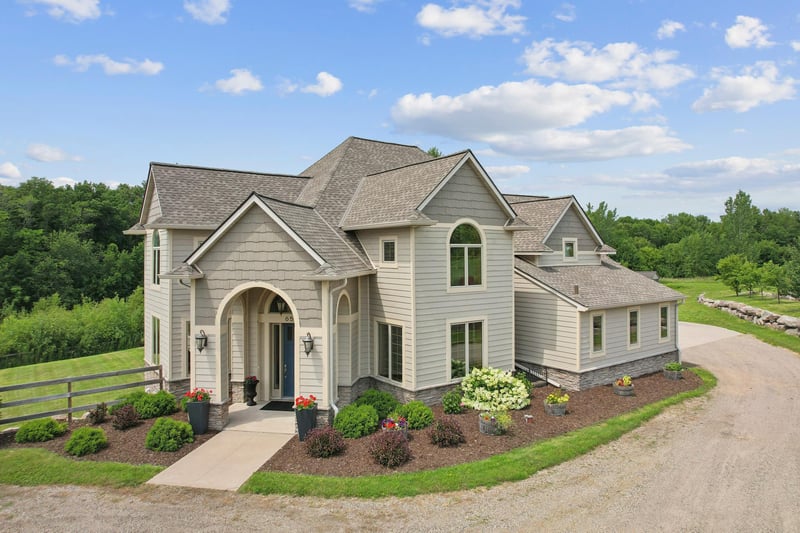 6520 Hidden Ln, Loretto, MN 55357