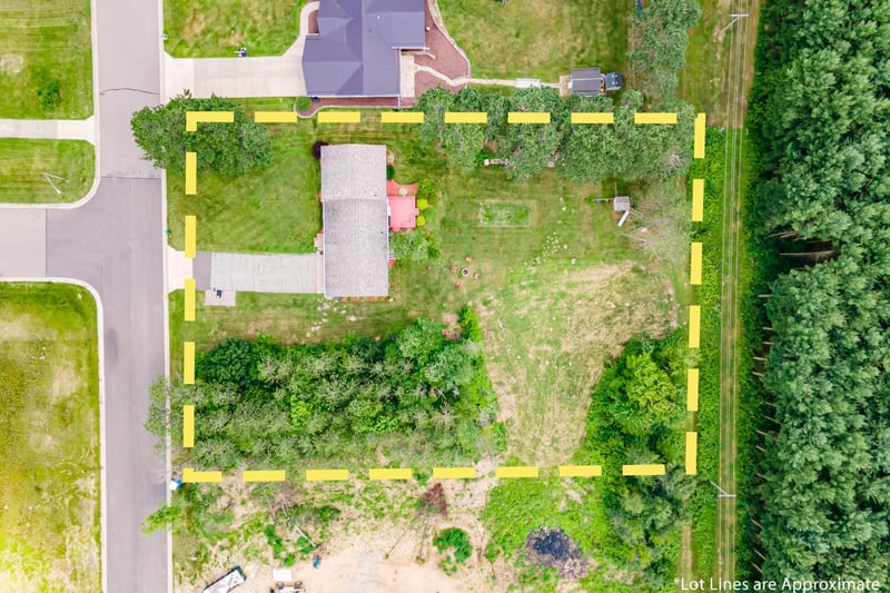 226 W Fir St, Strum, WI 54770