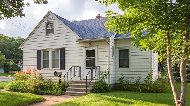 1510 Fenwick Ave, Eau Claire, WI 54701