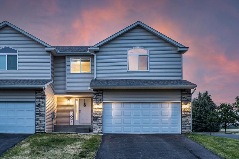921 Bradbury Cir, Jordan, MN 55352