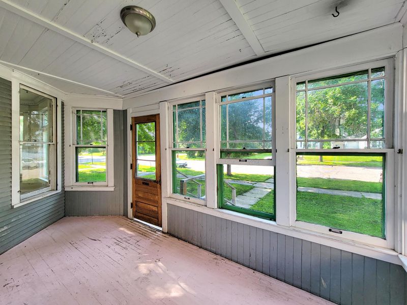 506 Stuart Ave, Crookston, MN 56716