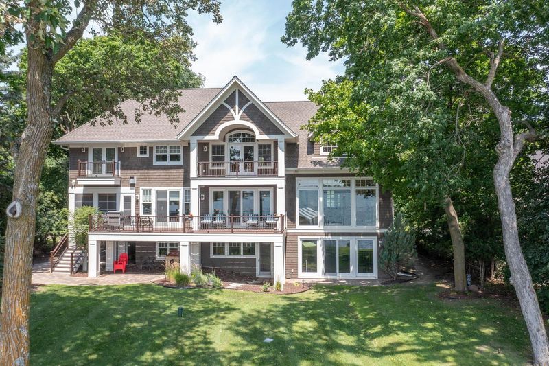 4160 Enchanted Ln, Mound, MN 55364