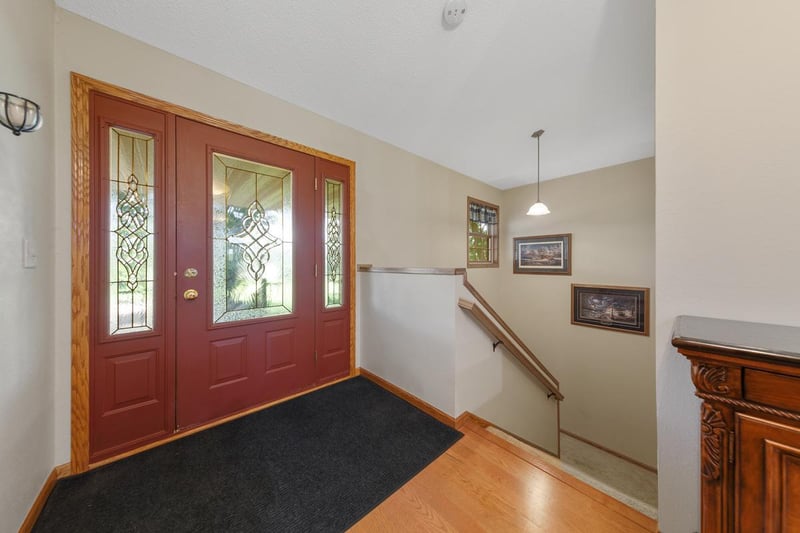 32413 316th St, Le Sueur, MN 56058