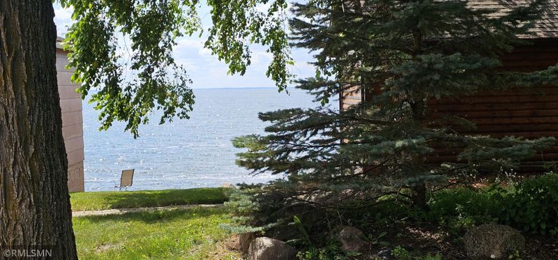 47014 Whistle Rd, Isle, MN 56342