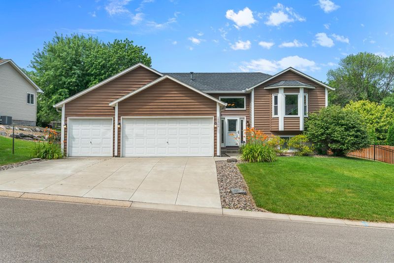 18869 Elgin Ave, Farmington, MN 55024