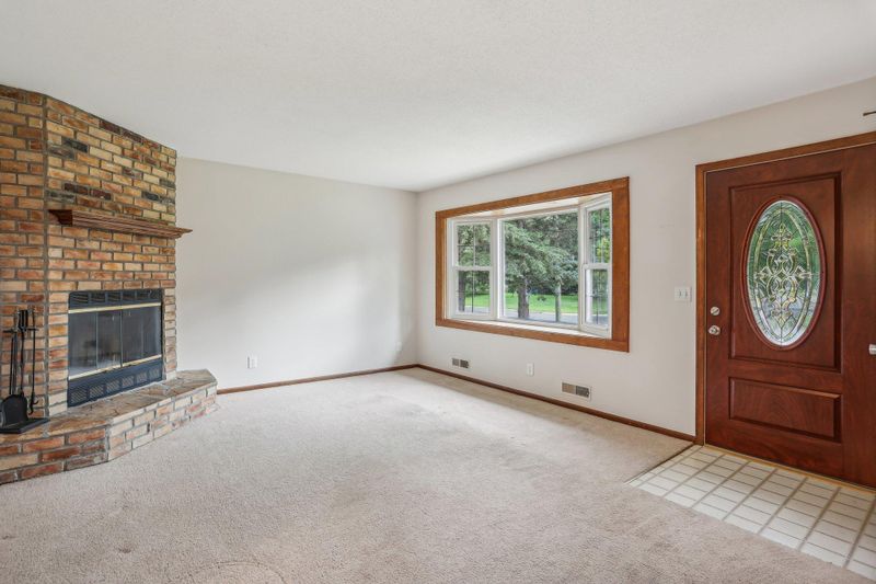 3147 116th Ln NW, Minneapolis, MN 55433