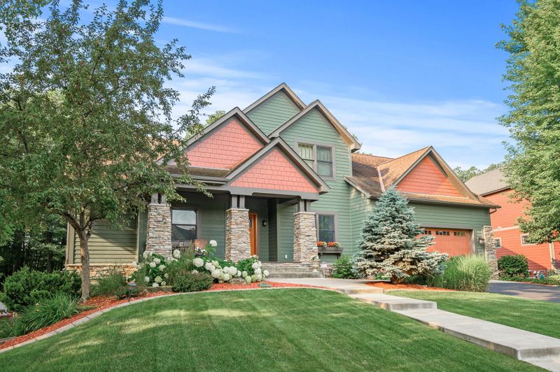 11338 Parkside Trl, Maple Grove, MN 55369
