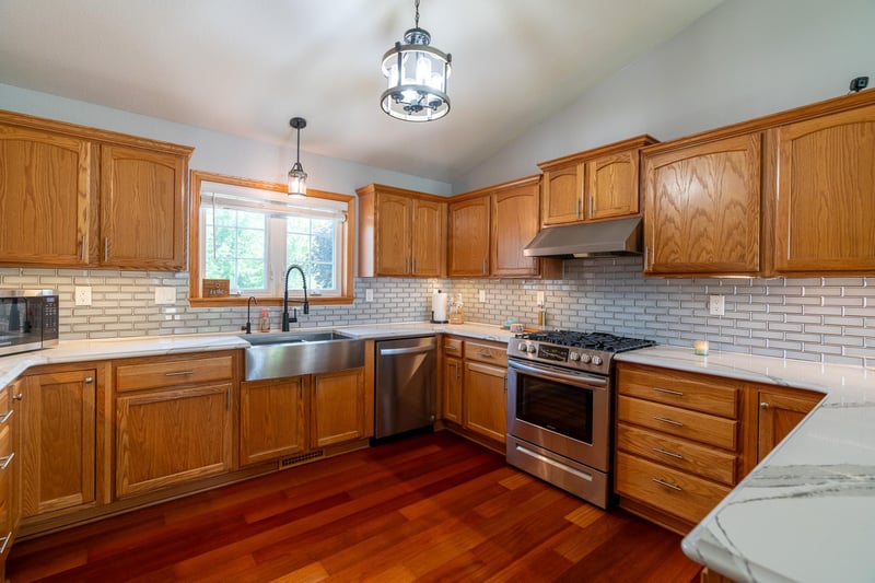 206 NW Smith St, Mapleton, MN 56065