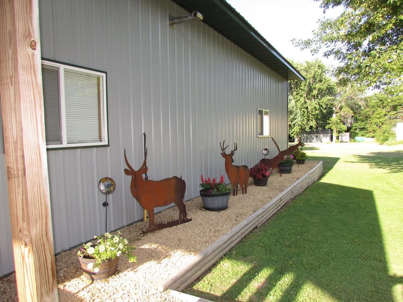 240 4th Ave S, Amboy, MN 56010
