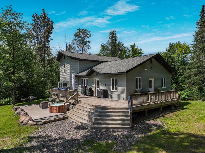 4953 N Helsing Rd, Ojibwa, WI 54862