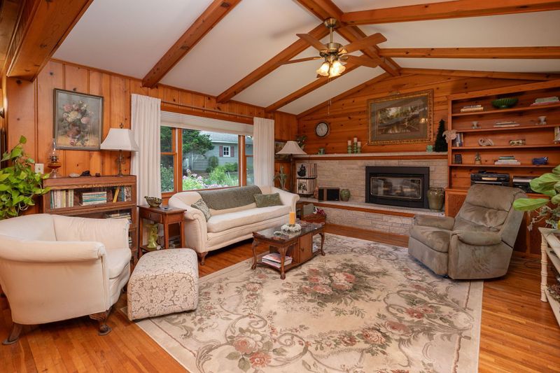 1415 Chester Rd SE, Rochester, MN 55904