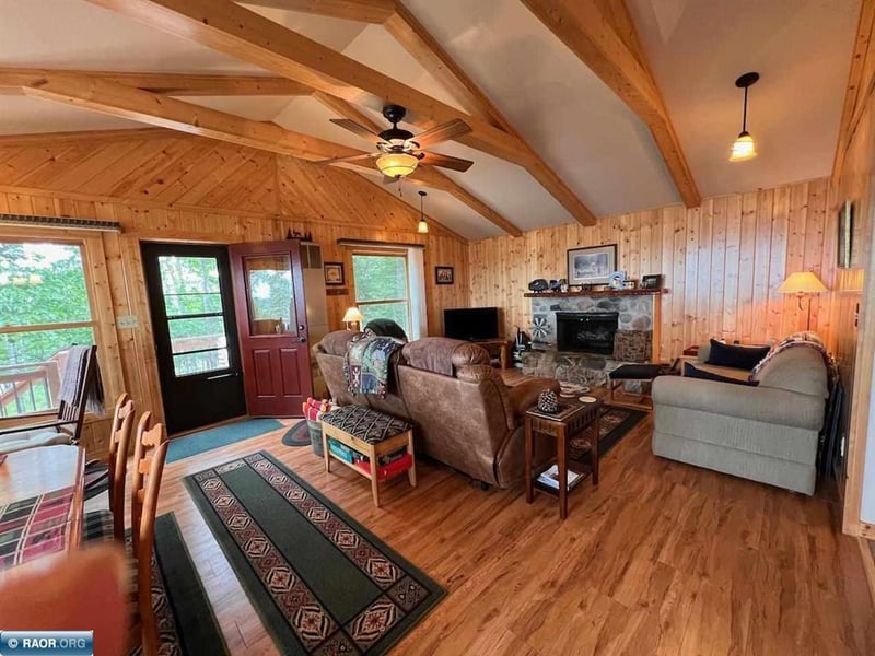 2638 Vermilion Camp Rd, Cook, MN 55723