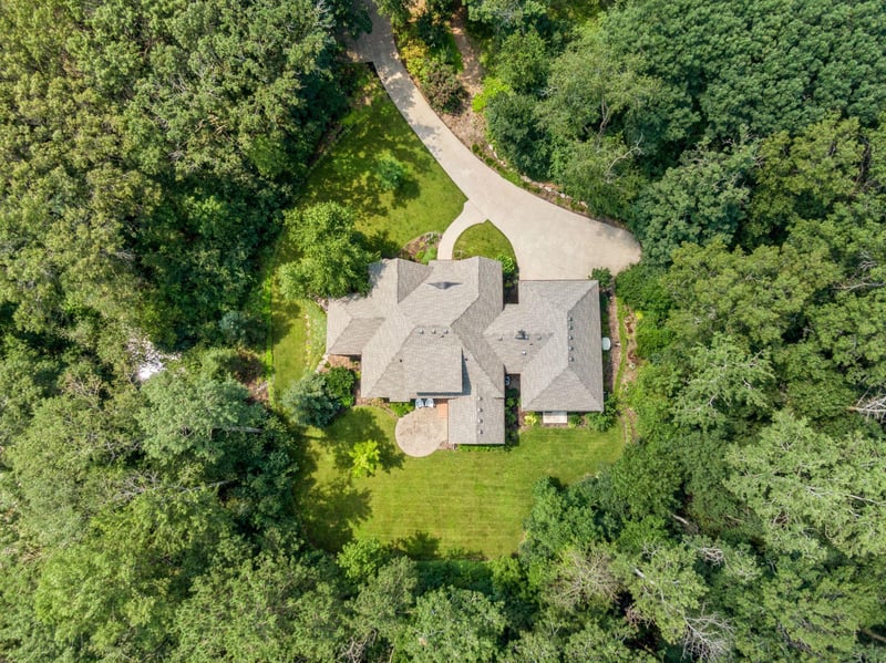 1050 East Ave, Mahtomedi, MN 55115