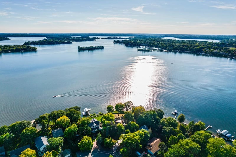 2805 Casco Point Rd, Orono, MN 55391
