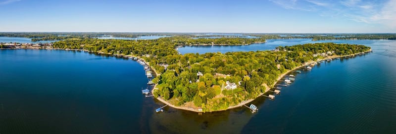 2805 Casco Point Rd, Orono, MN 55391