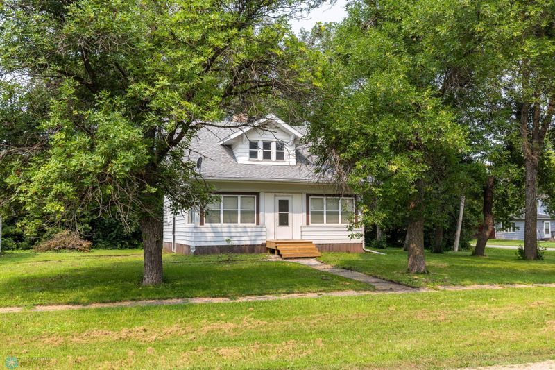 15935 20th St S, Comstock, MN 56525
