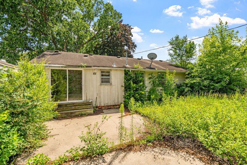 1924 Whitewater Trl, Minneapolis, MN 55444