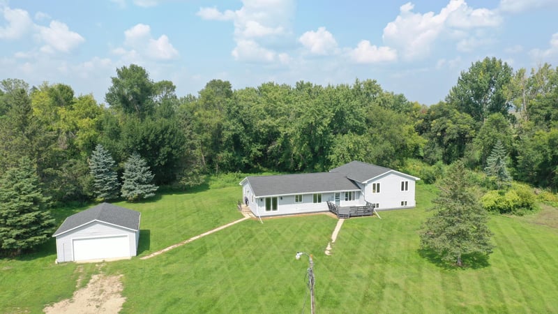 13292 County Road 2, Barrett, MN 56311