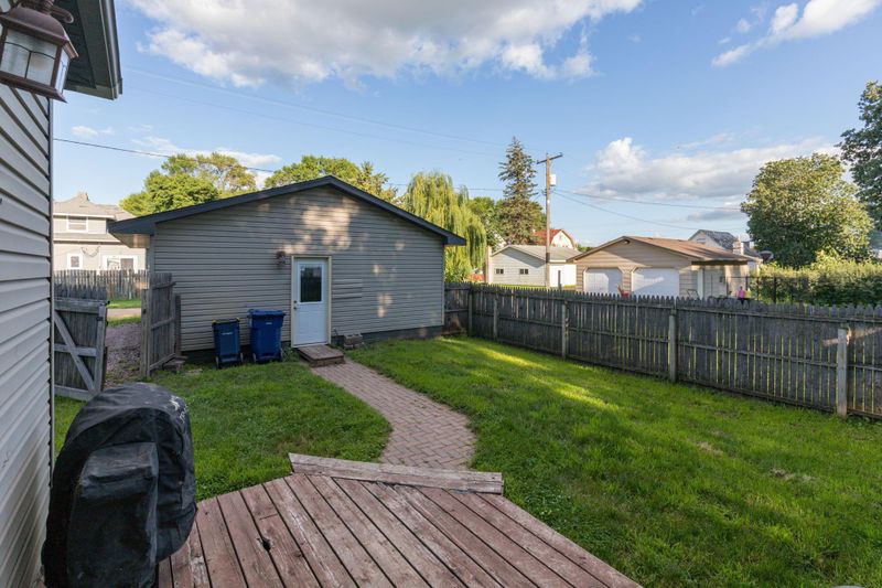 205 Summit Ave, Hanska, MN 56041