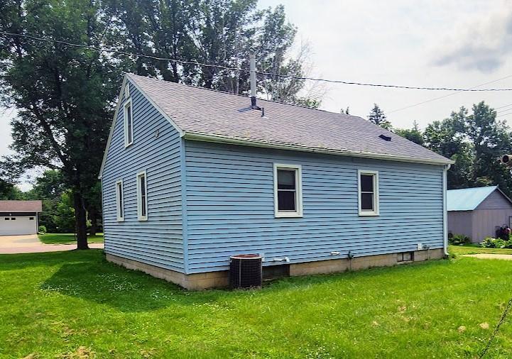 305 N Best Ave, Jeffers, MN 56145